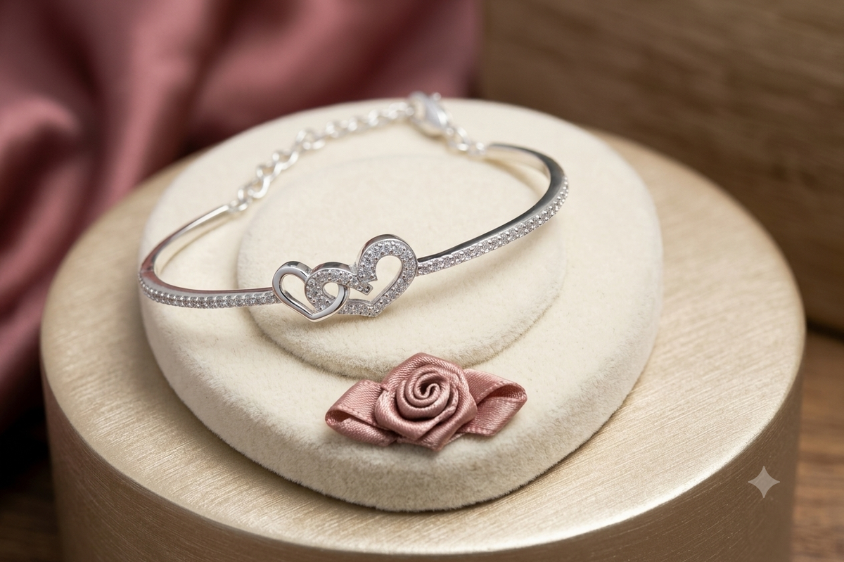 Silver heart in heart ledies kada for girls