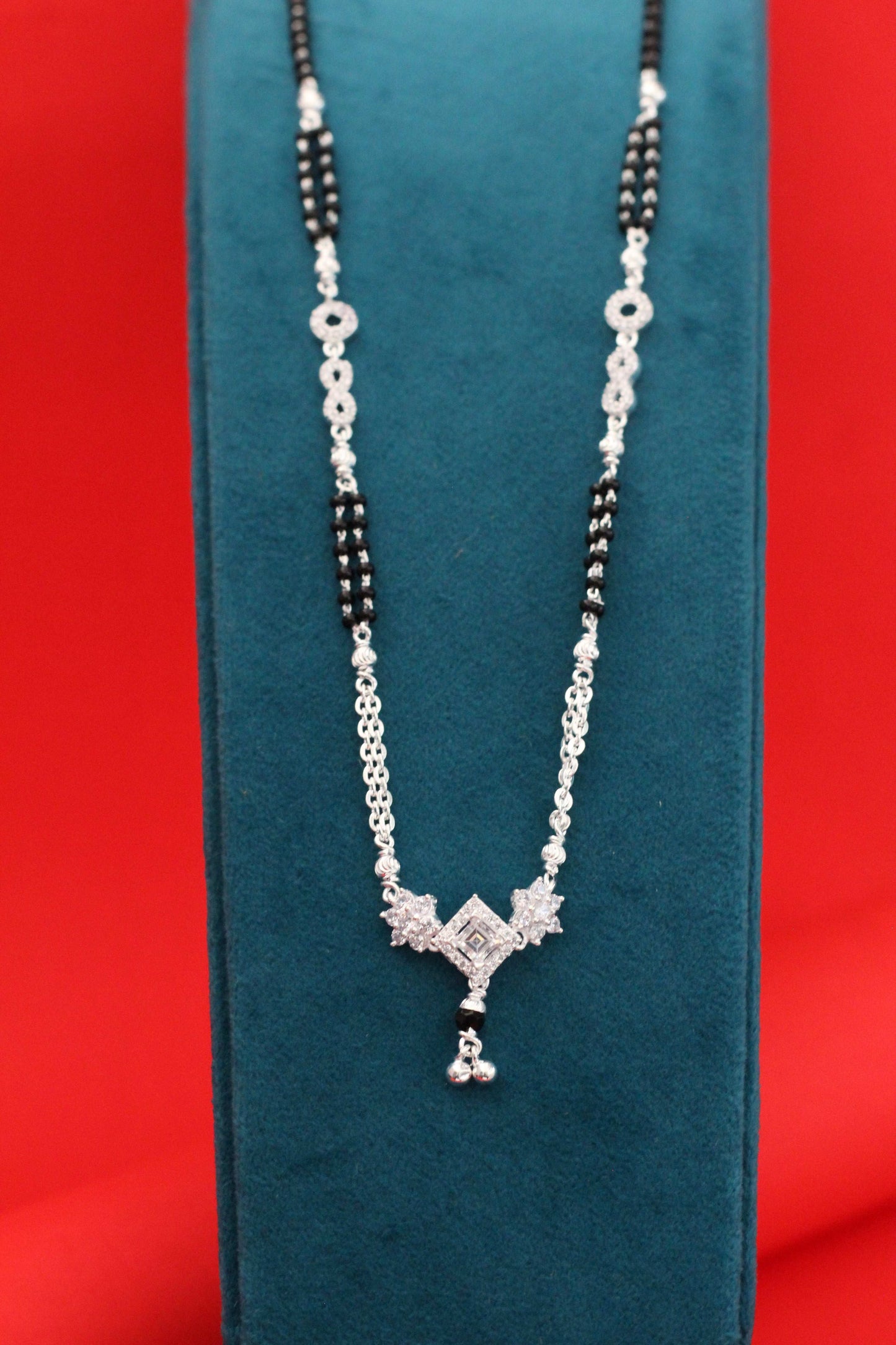 silver short mangalsutra