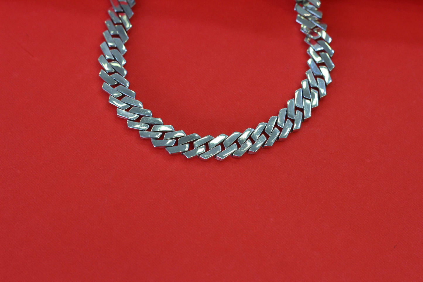 SILVER CHAIN