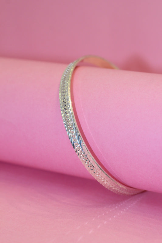 Silver kada