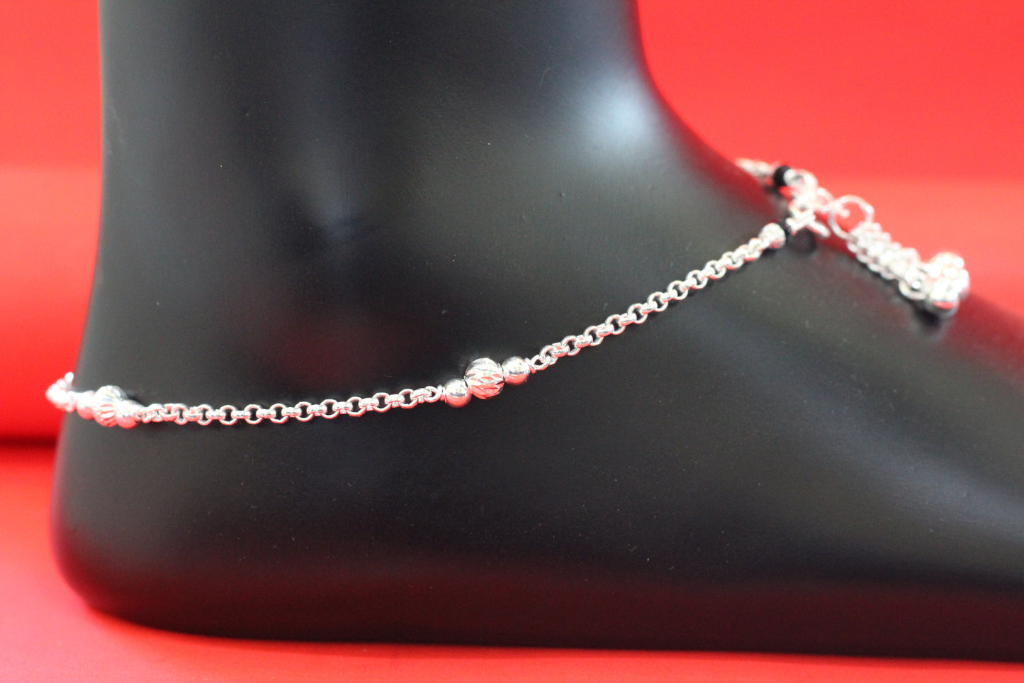 Elegant Silver Beaded Anklet for Women & Girls – Lightweight Daily Wear Payal