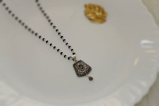 Silver short mangalsutra