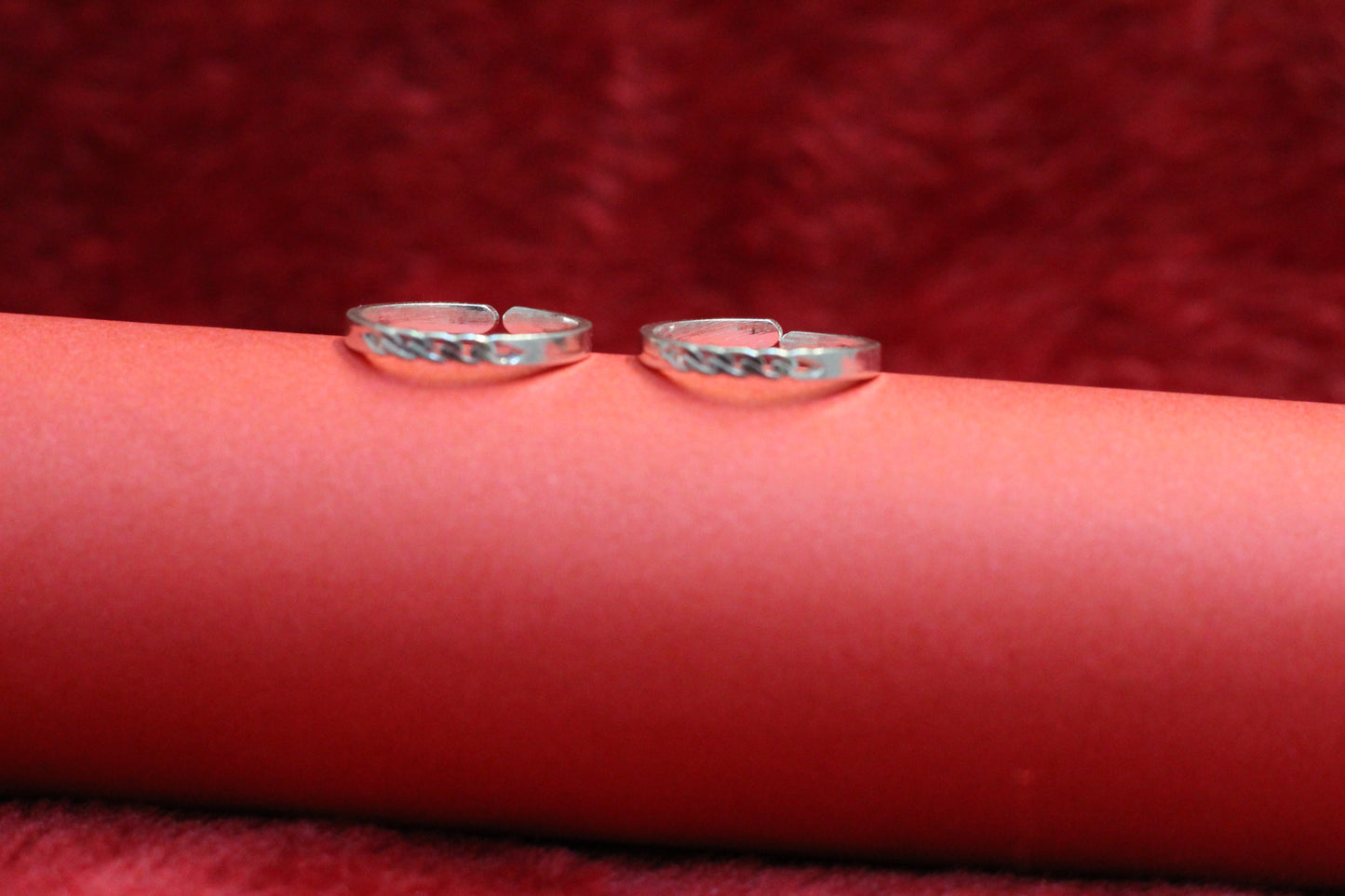 Silver toe ring