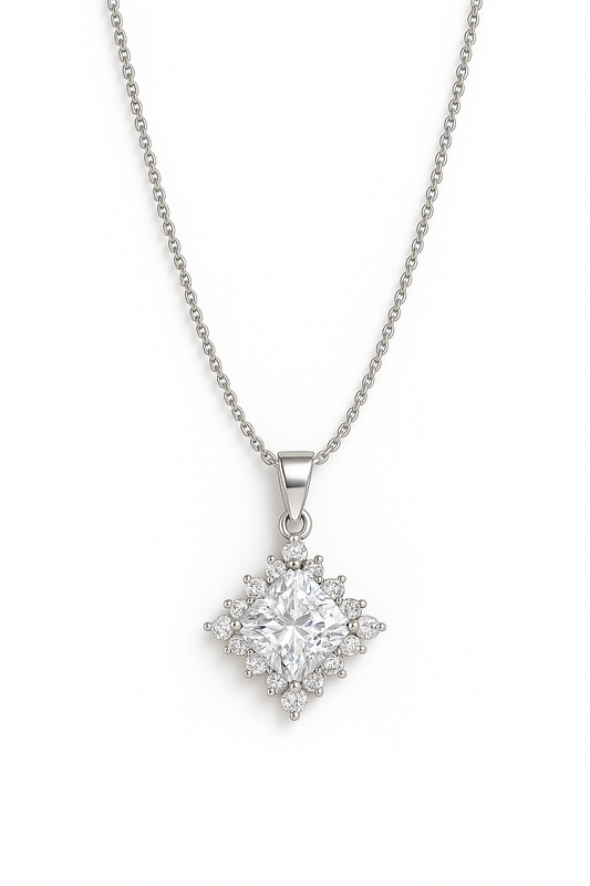 Silver chain with pendant