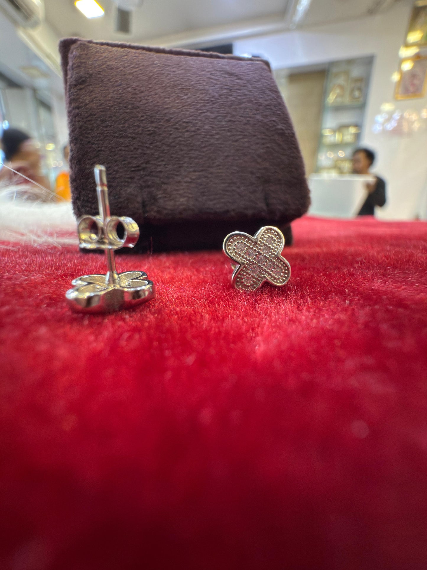 Elegant 925 Sterling Silver Four-Leaf Clover Stud Earrings for Women & Girls | Daily Wear Lightweight Earrings | Anti-Tarnish