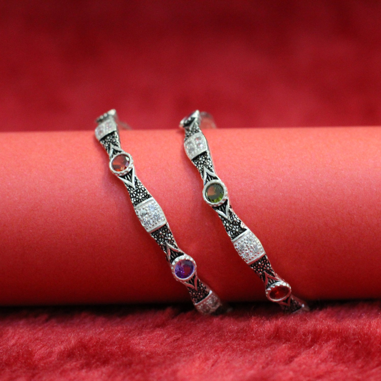 Silver bangle