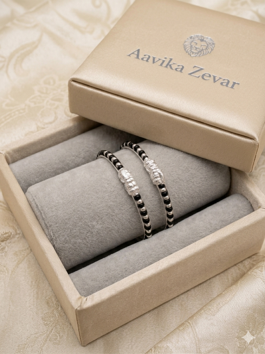 Born baby Silver bangle pair in blackbeeds