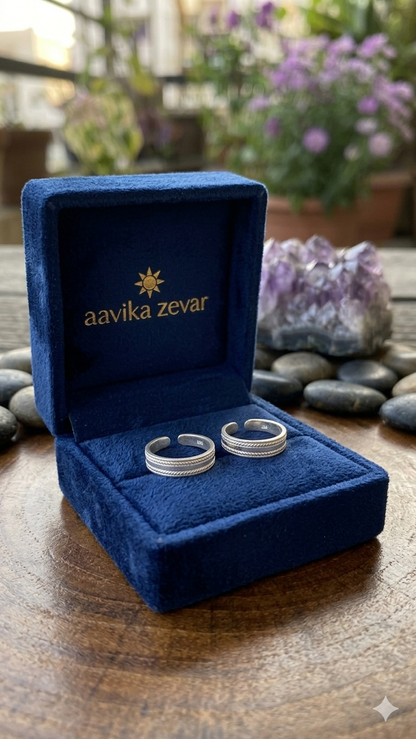 Aavika 925 Sterling Silver Toe Rings (Pair)