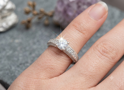 Women's Classic Solitaire Diamond CZ Ring / Elegant Silver Engagement Band