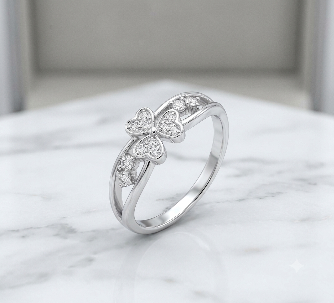 925 Sterling Silver Four-Leaf Clover CZ Split-Shank Finger Ring