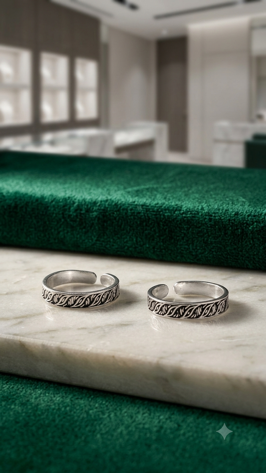 Vintage Oxidized Silver Open-Loop Toe Rings (Pair)