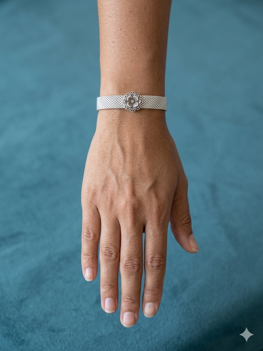 Silver unisex Bracelet | Stylish Chain unisex Bracelet  | Classic Daily Wear Silver unisex Bracelet