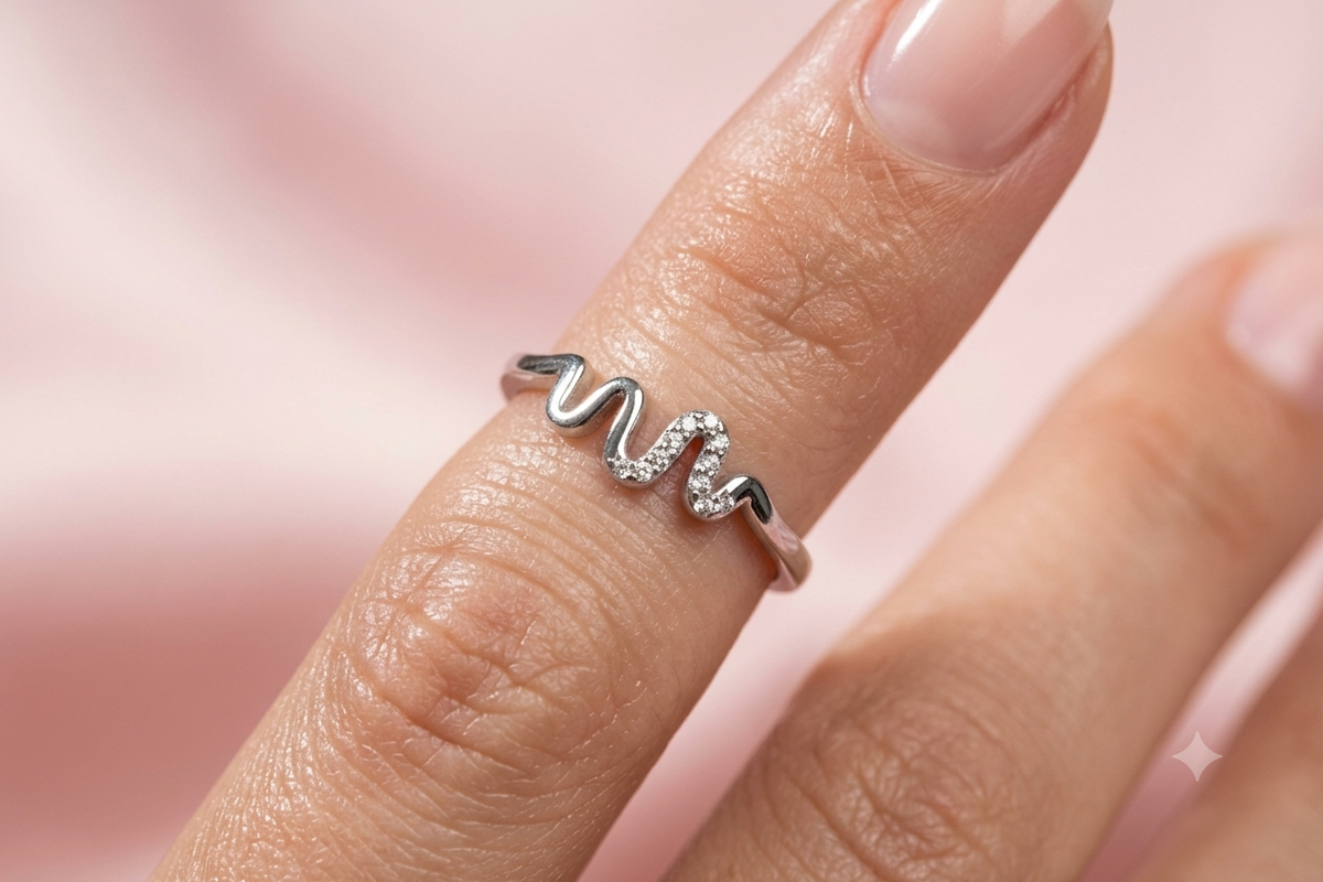 925 Silver Minimalist Zig-Zag Wave Sterling Silver Ring with Cubic Zirconia
