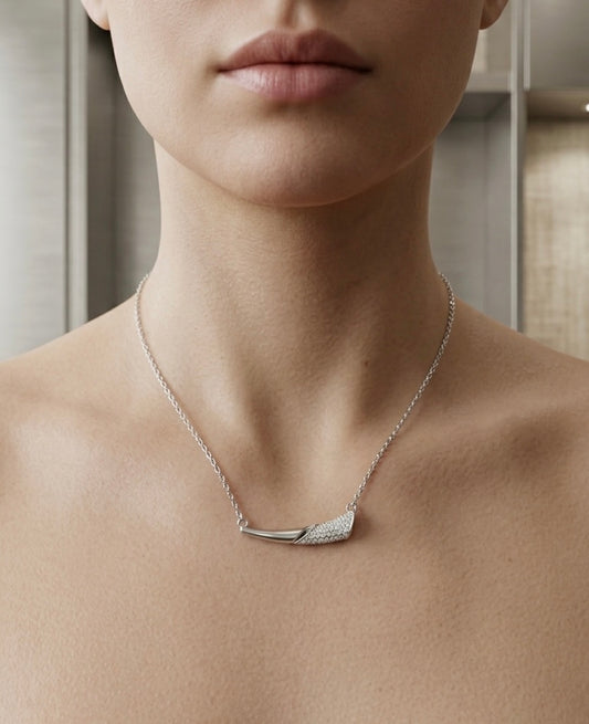 Aavikazevar 925 Sterling Silver chain and Pendant Necklace