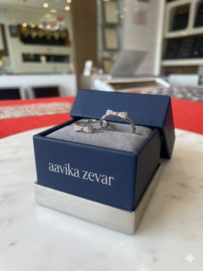 Sterling Silver american dimond bow Toe Rings