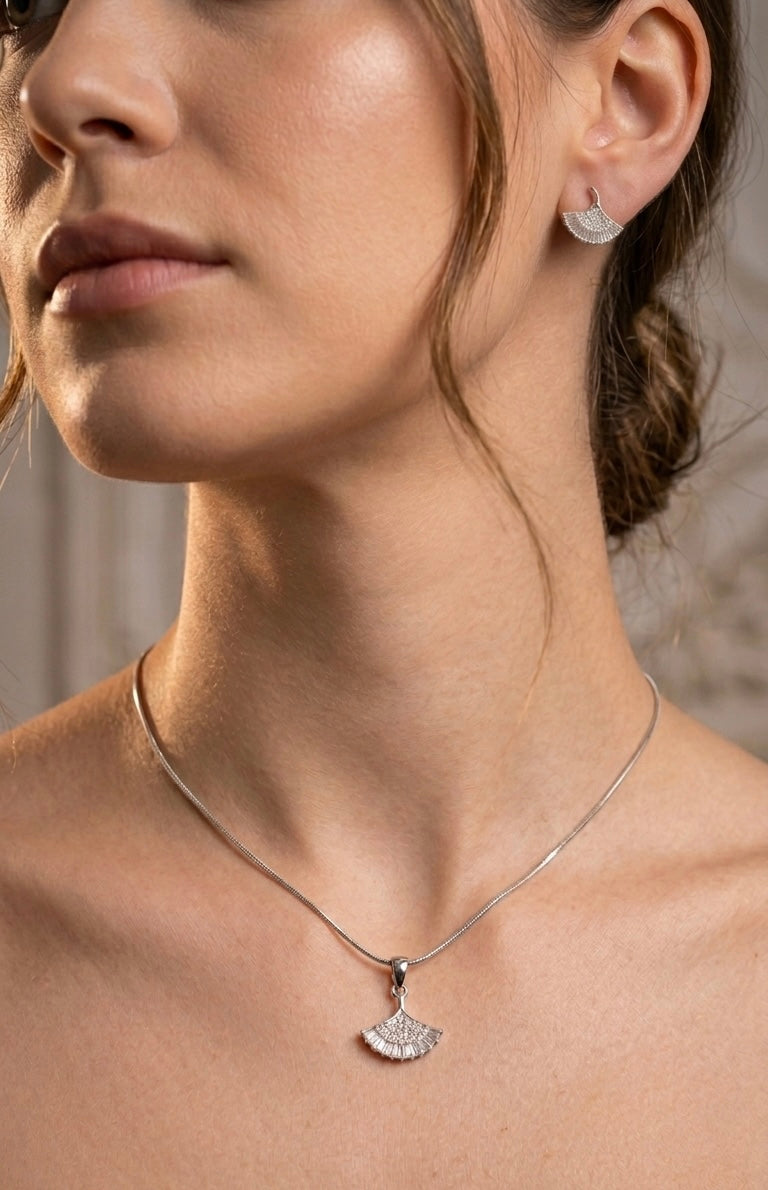925 Silver leaf Pendant Necklace with Sparkling earring