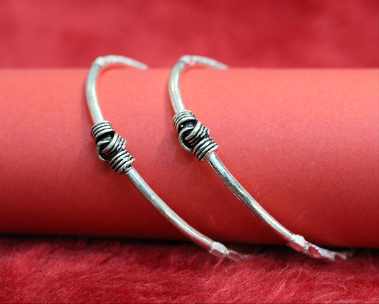 Silver bengles