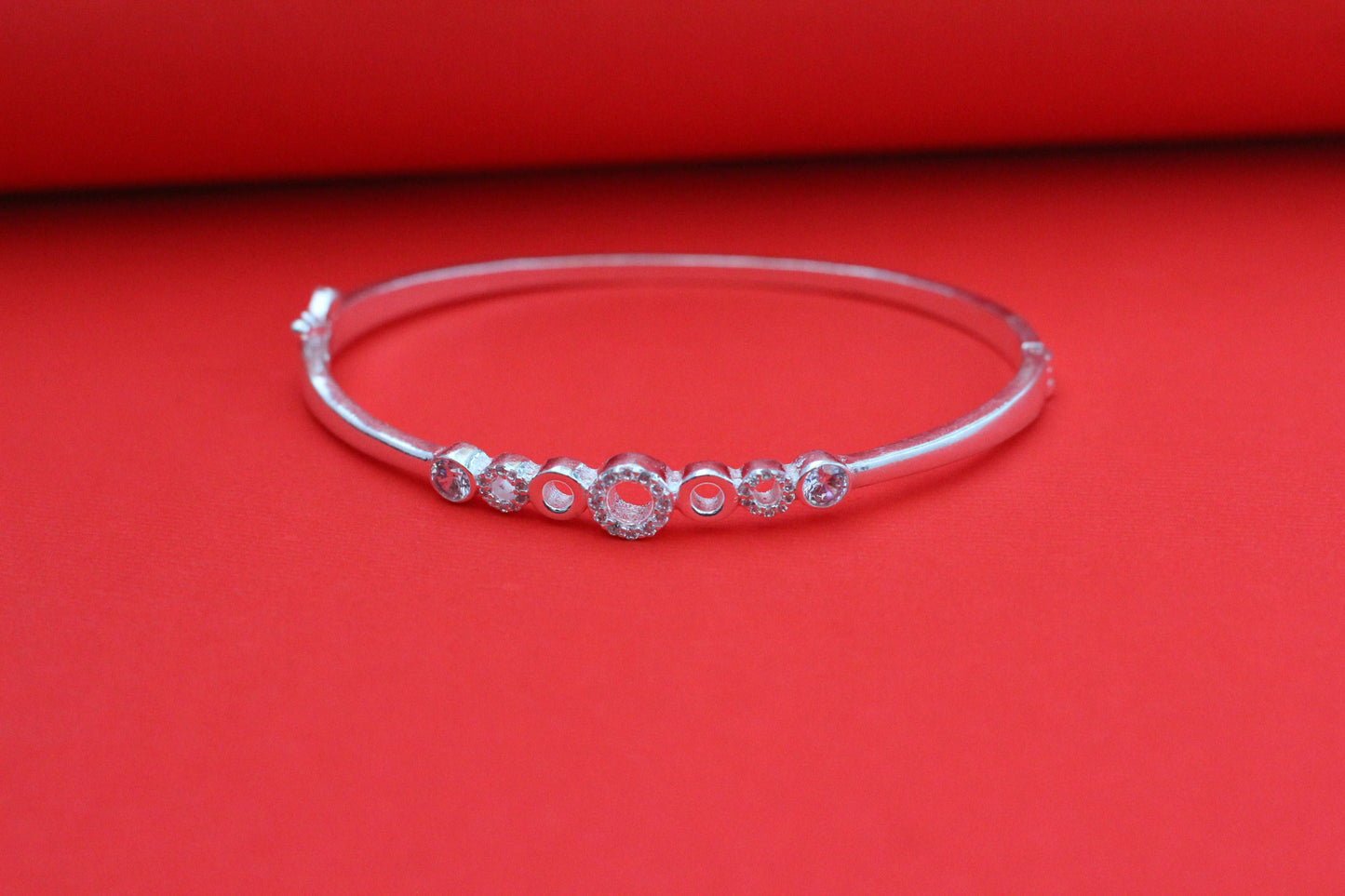 Silver kada