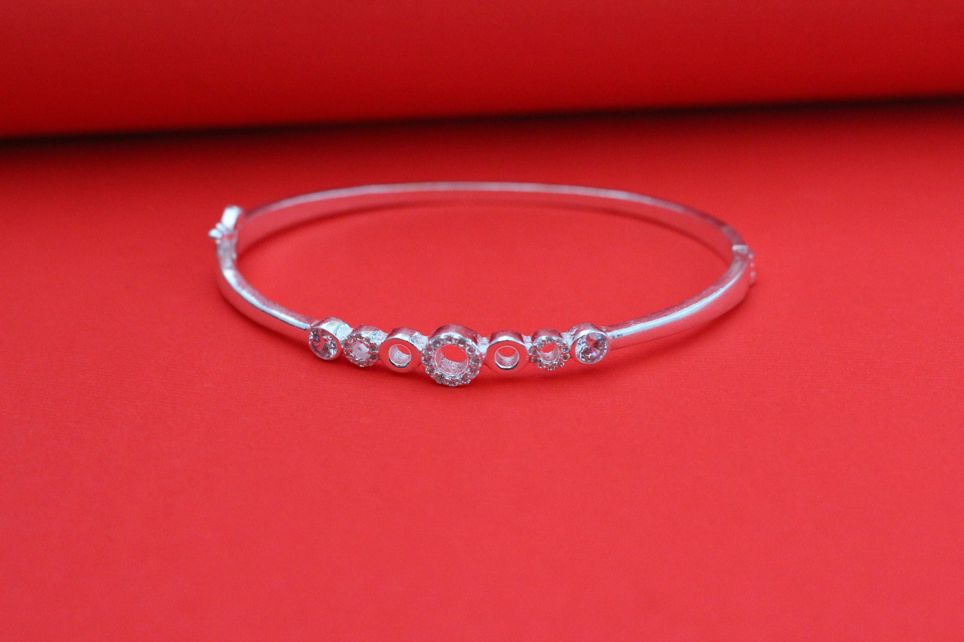 Silver kada