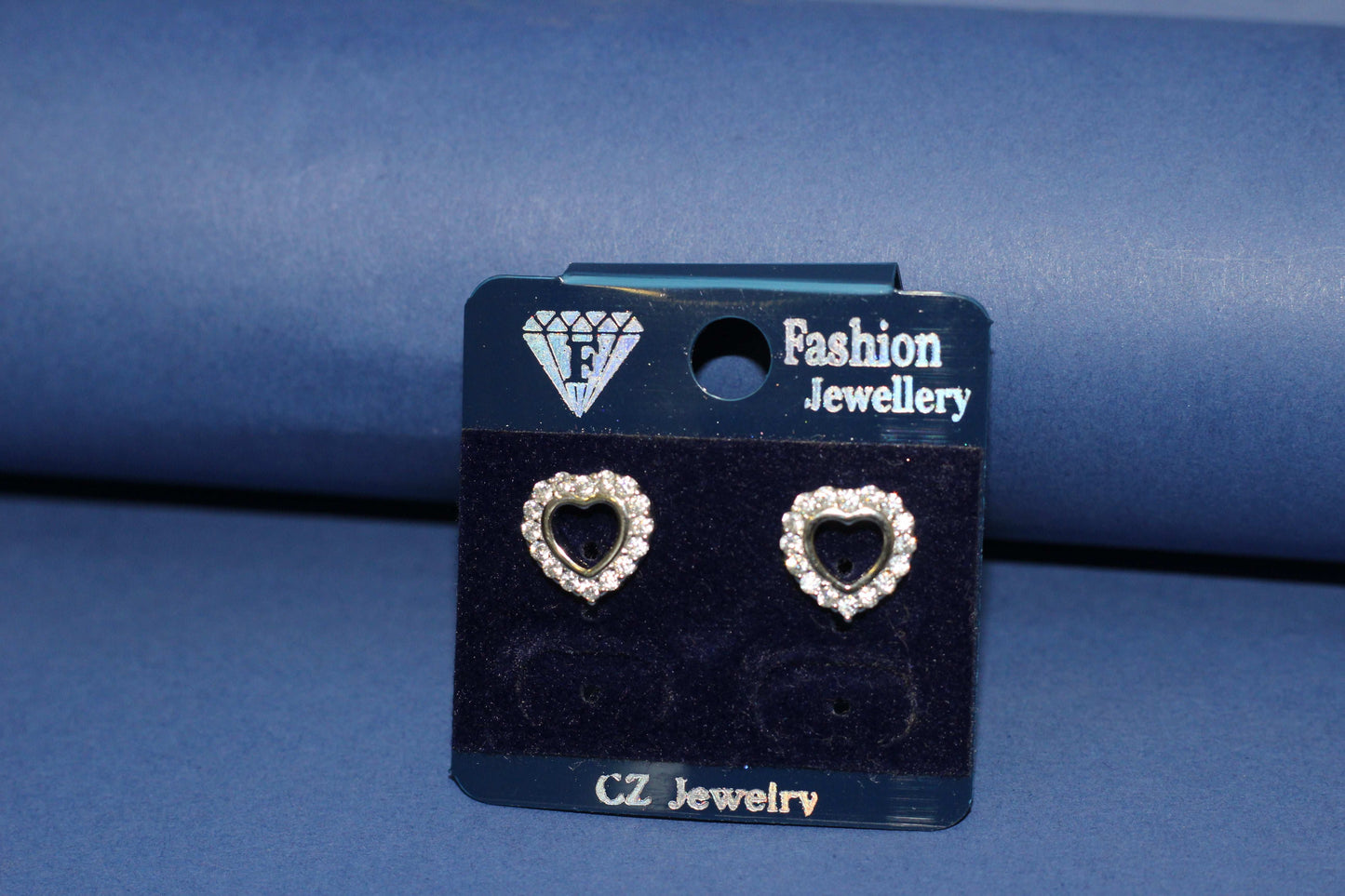 Sparkling Heart-Shaped Italian 925 Silver Tops Earrings