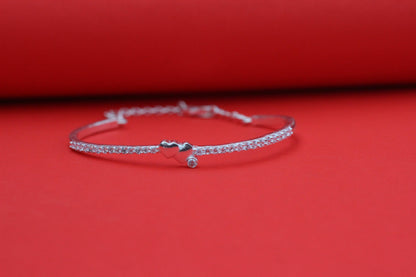 Silver kada