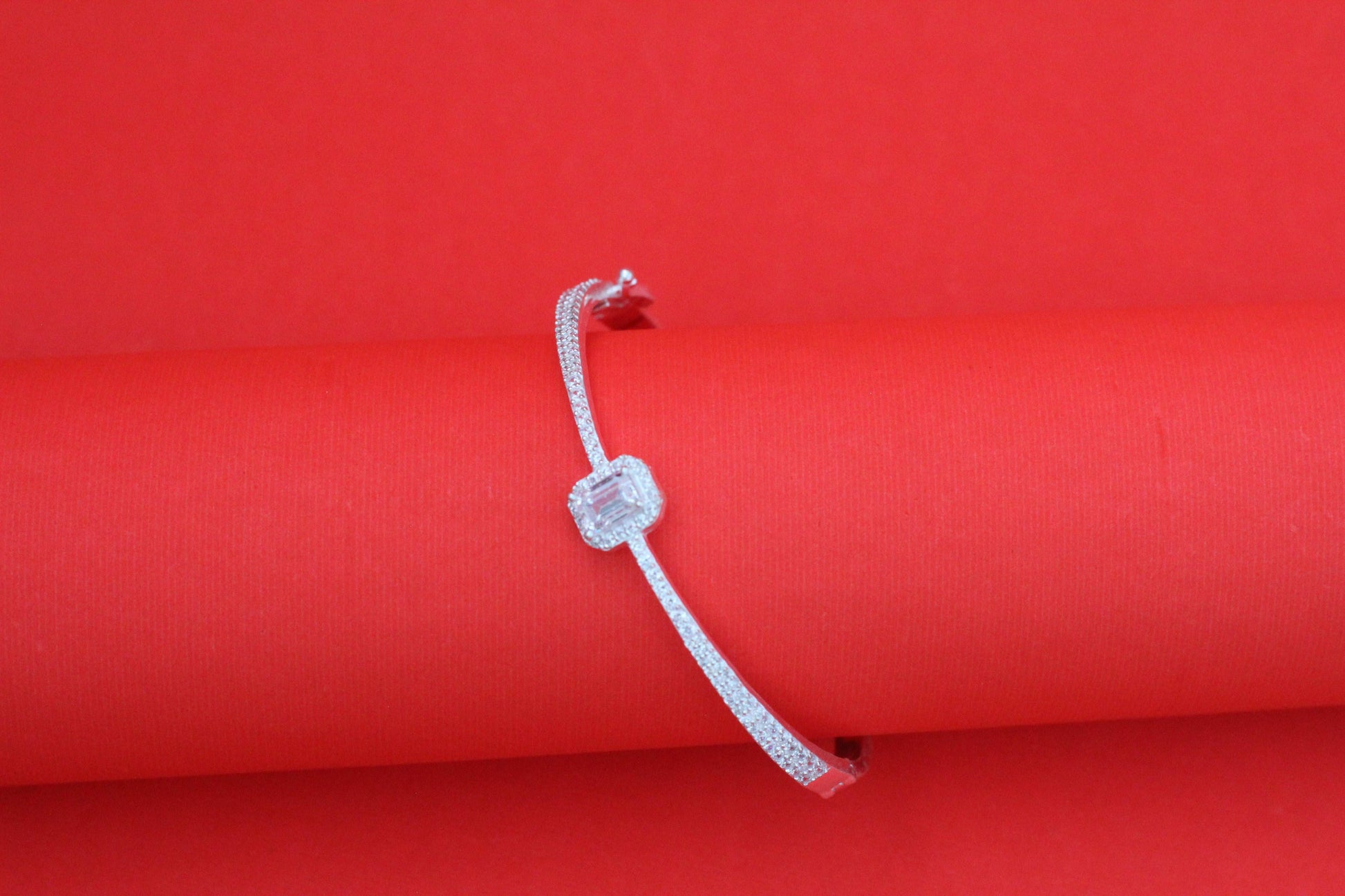 Silver kada