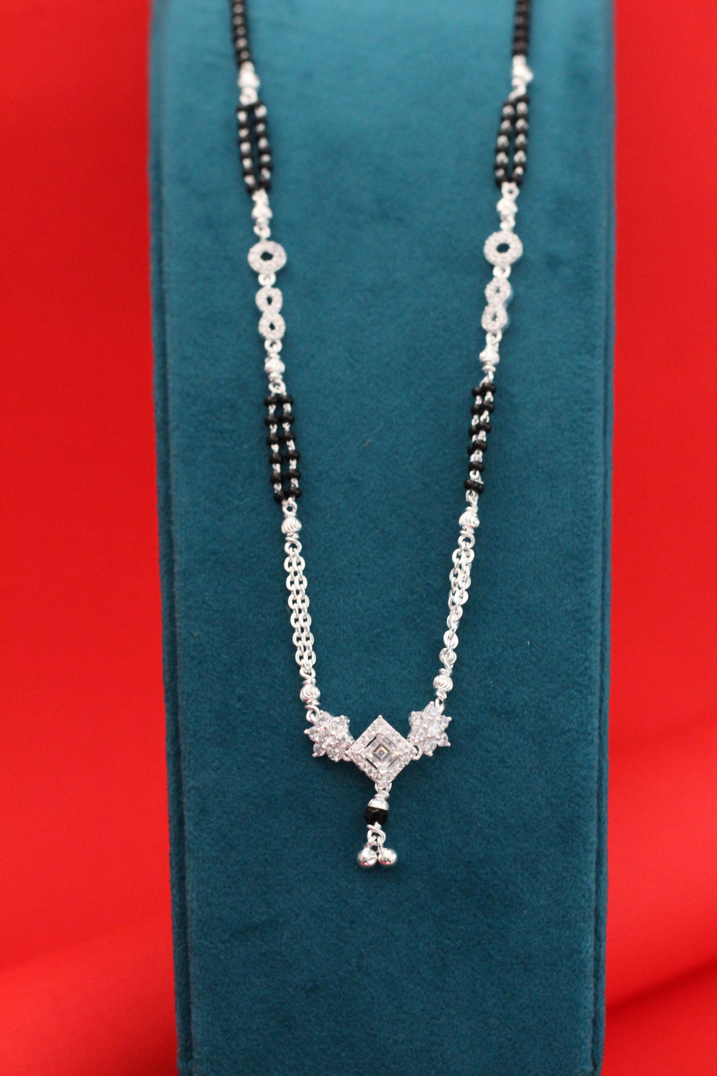 silver short mangalsutra