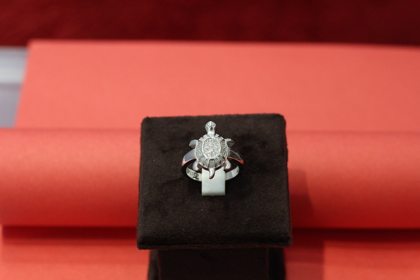 Premium Italian Silver turtle Men’s Ring with Textured Square Face