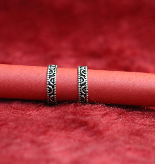 Silver toe ring