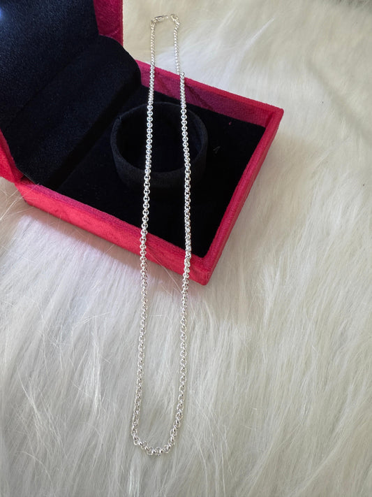 Elegant Silver Chain for Men & Women – Minimalist Daily Wear