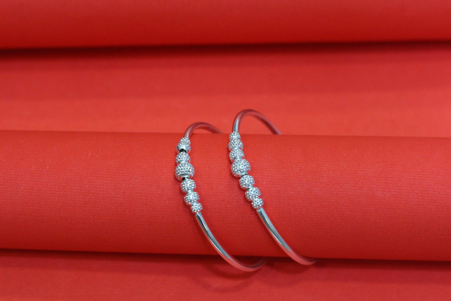 Vertical silver balls kadli for kids
