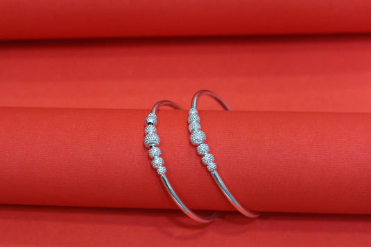 Vertical silver balls kadli for kids
