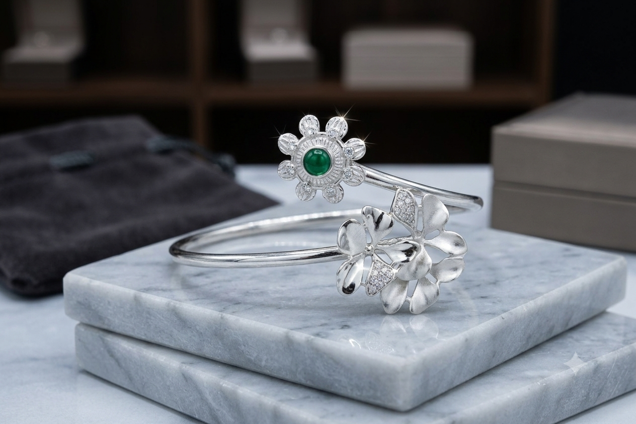 Silver kada