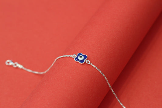 Aavikazevar Minimal Silver evil eye with box chain Bracelet