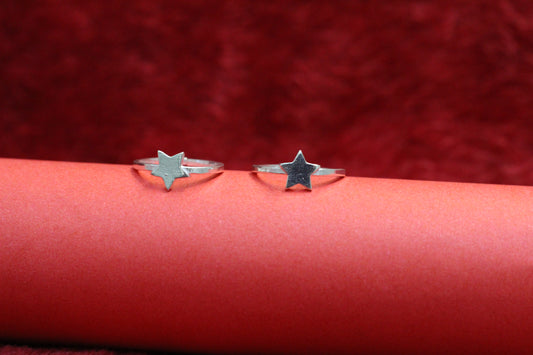 Silver toe ring