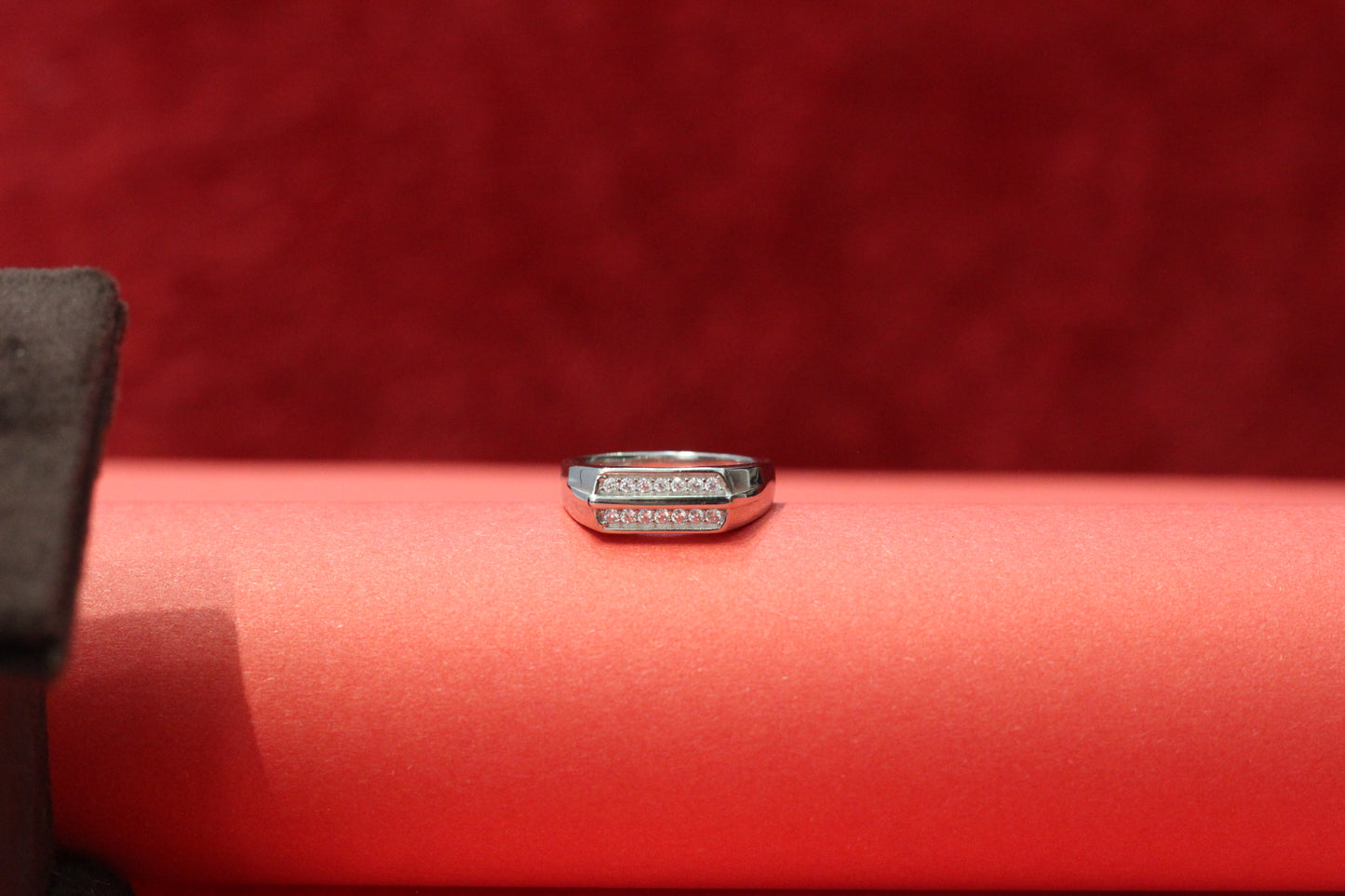 Italian Silver Men’s Ring with Rectangular Stone – Premium Designer Look