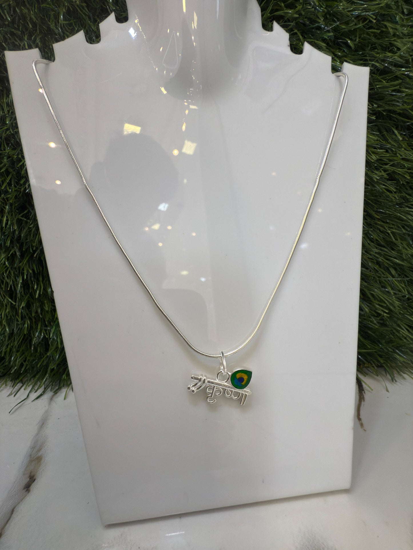 Aavikazevar 925 Sterling Silver Krishna Pendant with Chain for Men & Women | Pure Silver Spiritual Necklace | Elegant Daily Wear Jewelry | Ideal Gift for Devotees