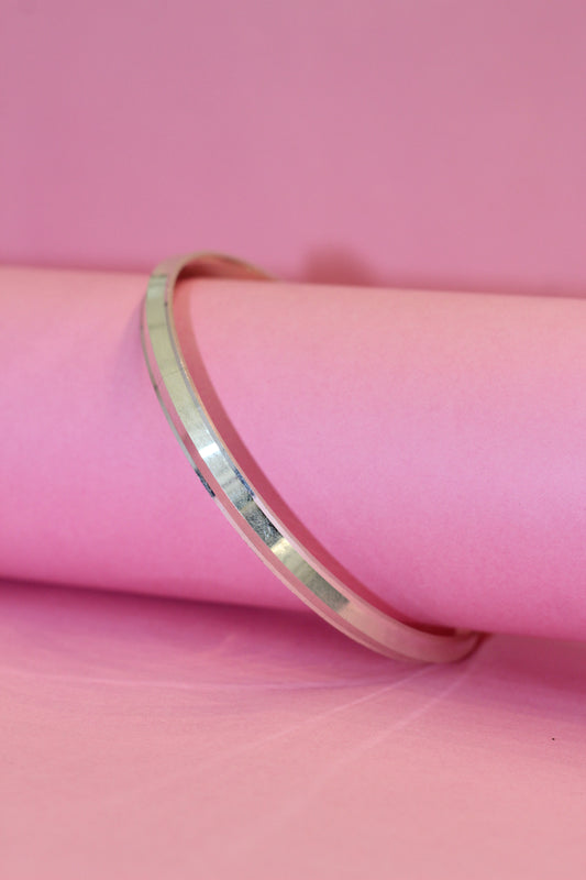 Silver kada
