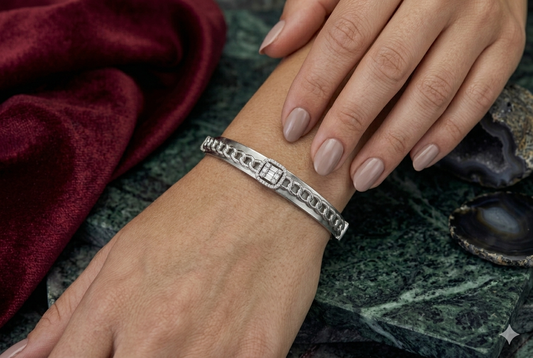 925 Sterling Silver Baguette Diamond Halo Kada – Elegant Interlocking Chain Motif Cuff Bracelet for Women